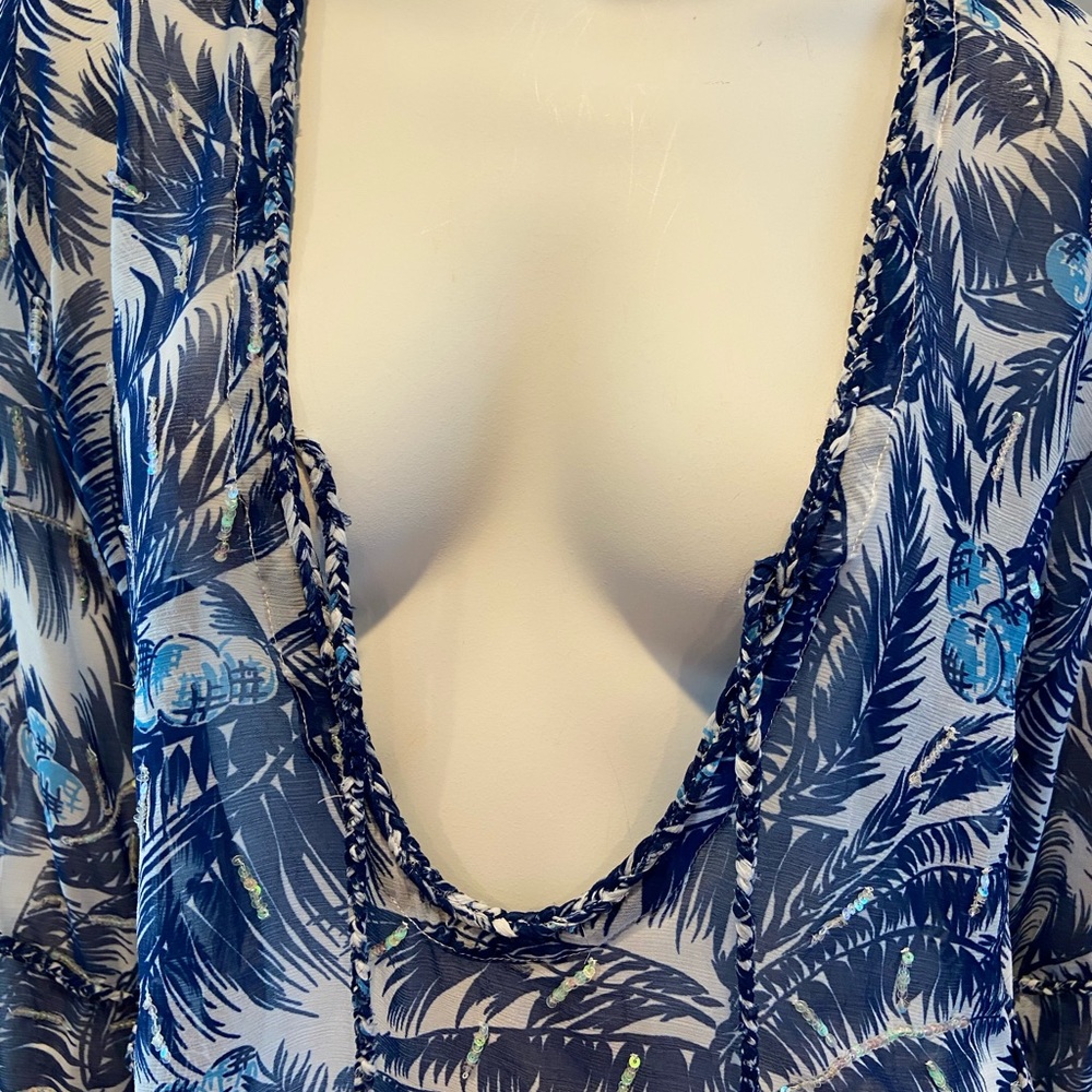 Gorgeous Letarte Sheer Sexy Handmade Cover-up - Picture 8 of 9
